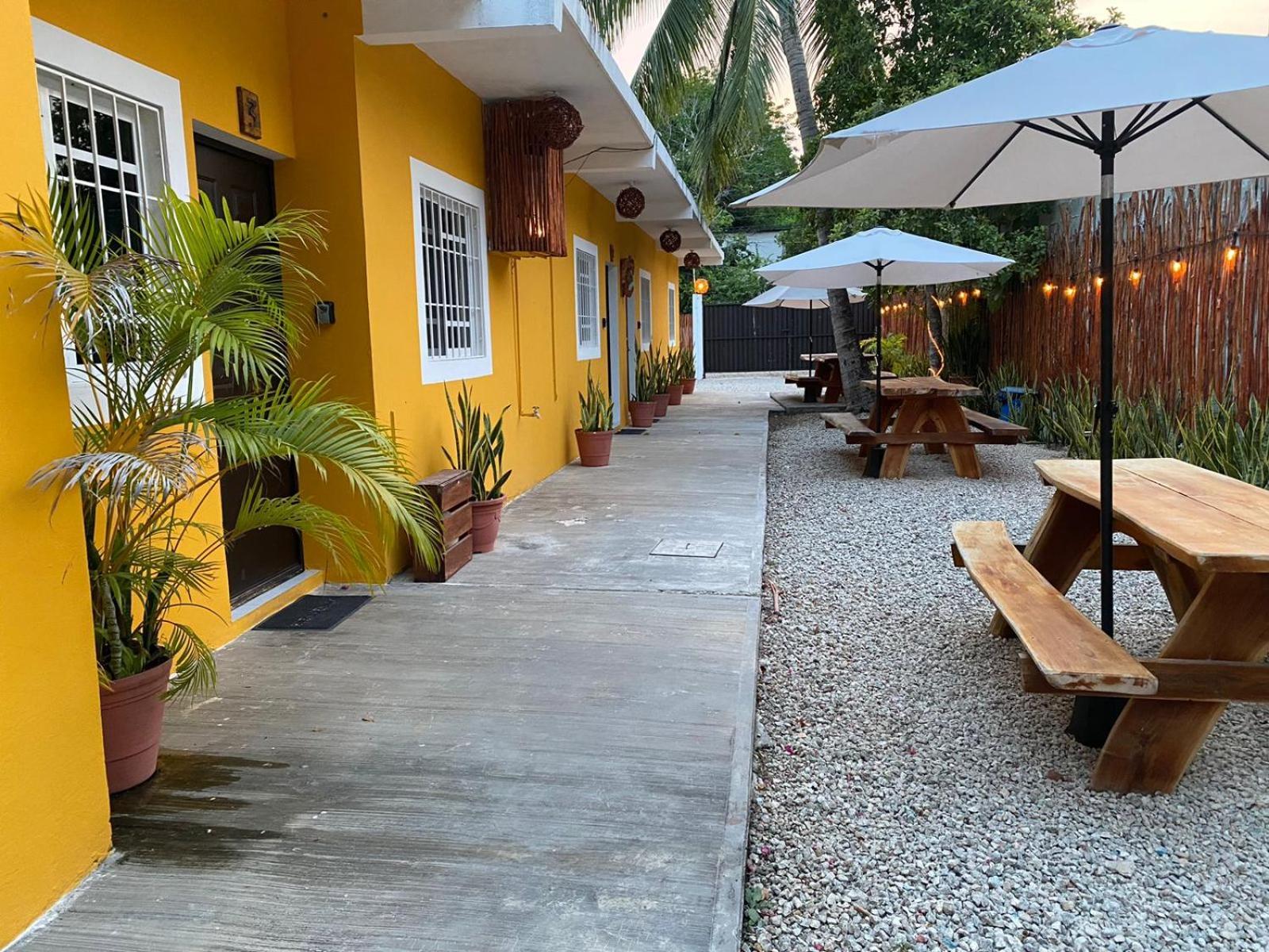 Hotel Apartaments Solecito Bacalar - Free Bikes & Paddle Ngoại thất bức ảnh